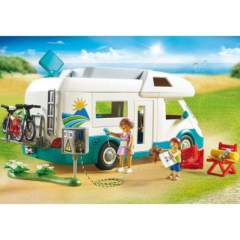 Playmobil Family Fun: Family Camper 70088 - Image 5
