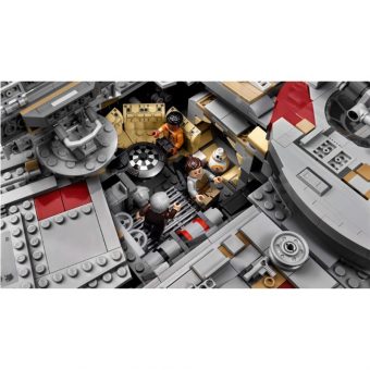 Lego Star Wars: Millenium Falcon Ultimate Collector Series 75192 - Image 13