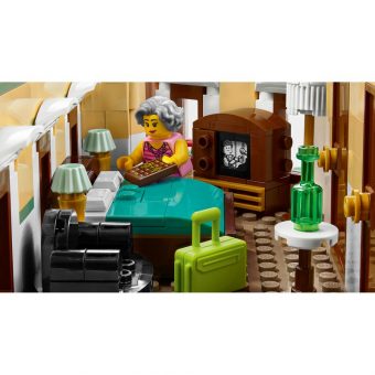 Lego Creator: Expert Boutique-Hotel 10297 - Image 8