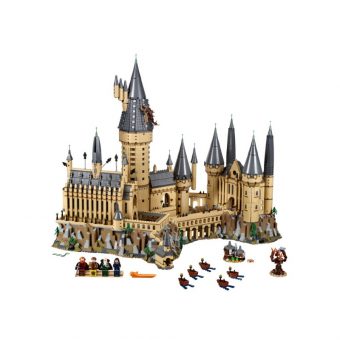 Lego Harry Potter: Hogwarts Castle 71043 - Image 2