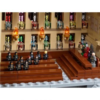 Lego Harry Potter: Hogwarts Castle 71043 - Image 12