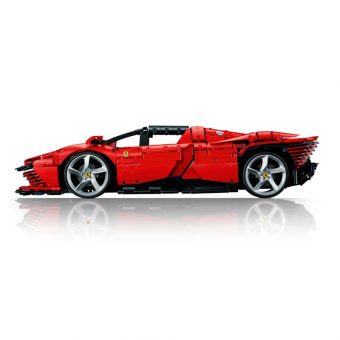 Lego Technic: Ferrari Daytona SP3 42143 - Image 4