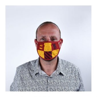 Pyramid Harry Potter "Gryffindor Logo" Face Covering Mask 2-Pack GP85567 - Image 2