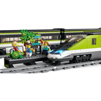 Lego City Trains: Express Passenger Train 60337 - Image 4