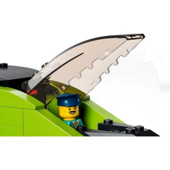 Lego City Trains: Express Passenger Train 60337 - Image 5