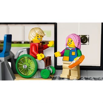 Lego City Trains: Express Passenger Train 60337 - Image 7