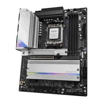 Gigabyte B650 Aero G - Image 3