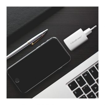 Qoltec Mobile Device Charger 1xUSB-C 1xUSB-A PD 65W White 50765 - Image 3
