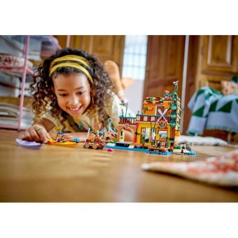 LEGO Friends: Adventure Camp Water Sports 42626 - Image 7