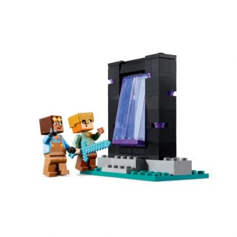 LEGO Minecraft: The Armory Building Adventure 21252 - Image 3