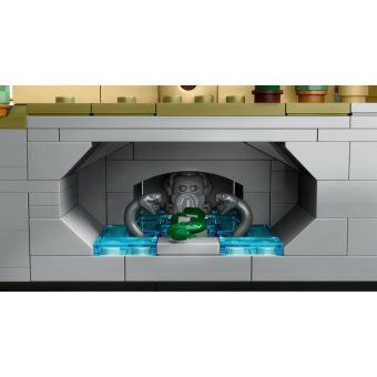LEGO Harry Potter: Hogwarts Castle and Grounds 76419 - Image 6