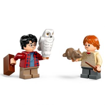 LEGO Harry Potter: Flying Ford Anglia 76424 - Image 5