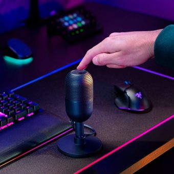 Razer Seiren V3 Mini Ultra-Compact USB Microphone with Tap-to-Mute Black RZ19-05050100-R3M1 - Image 9