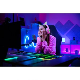 Razer Seiren V3 Chroma RGB USB Condenser Microphone with Tap-to-Mute Black RZ19-05060100-R3M1 - Image 7