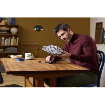 Lego Star Wars: Millennium Falcon 75375 - Image 6