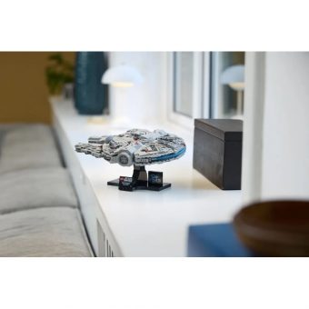 Lego Star Wars: Millennium Falcon 75375 - Image 8