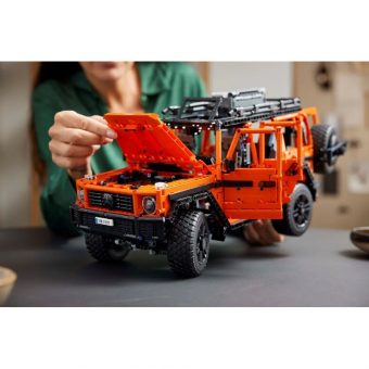 Lego Technic: Mercedes-Benz G 500 PROFESSIONAL Line 42177 - Image 8
