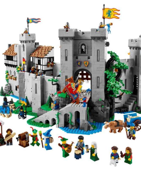 Lego Icons: Lion Knights' Castle 10305