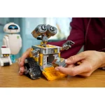 Lego Disney: WALL-E and EVE 43279 - Image 11