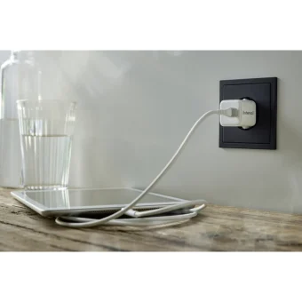 Intenso W30C Power Adapter Charger GaN 1xUSB‑C 30W White 7803022