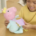 Hasbro Peppa Pig: Oinks & Snuggles Evie - 28cm Interactive Baby Doll G1637 5010996322388 - Image 5