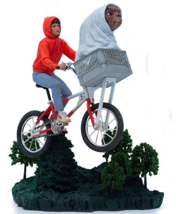 Iron Studios - Art Scale: E.T. the Extra-Terrestrial - E.T. and Elliot Art Scale 1/10 Polystone 24cm Statue UNIVET47321-10