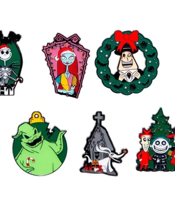 Loungefly Disney: The Nightmare Before Christmas – Seasonal Blind Box Enamel Pins WDPN3064