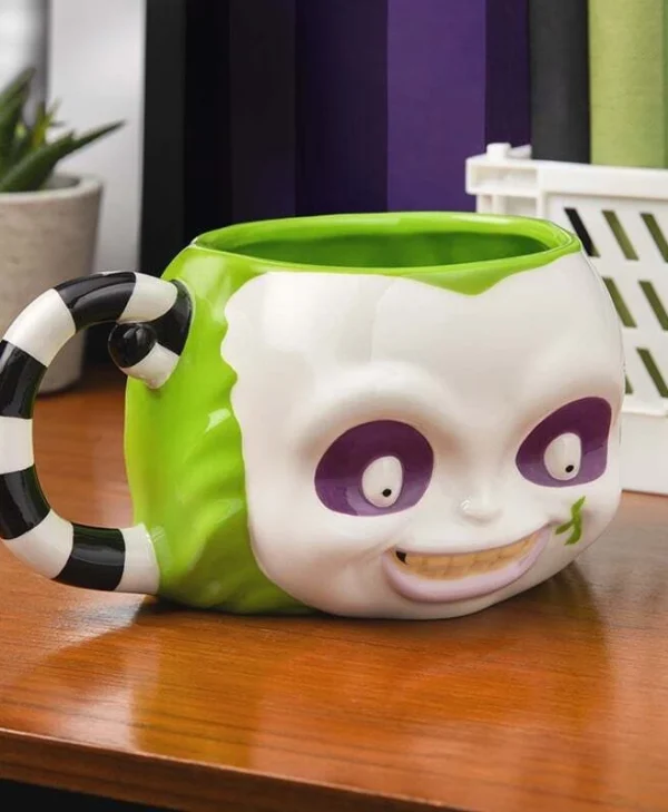 Mug: Beetlejuice – Shaped 650ml Paladone PP13435BJ