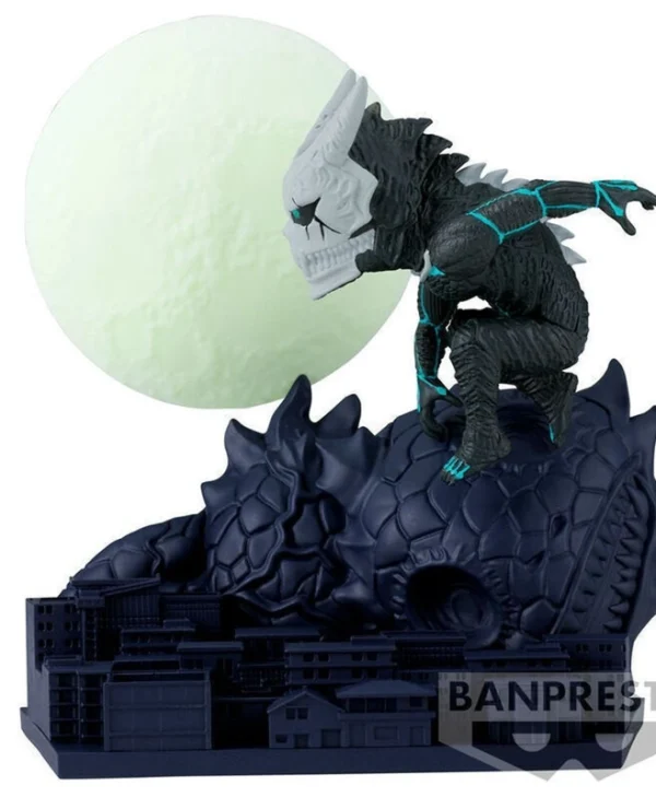 Kaiju No 8 World Collectable Log Stories Figure 5cm 4983164893533 89353