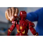 Lego Marvel: Iron Man Mark 3 Collectors' Edition 76344 - Image 11