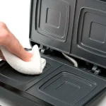 Black & Decker Τοστιέρα για 2 Τοστ 750W Μαύρη ES9680140B - Image 4