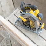 Stanley Δισκοπρίονο 1650W με Σύστημα Αναρρόφησης 26/3-301-QS - Image 3