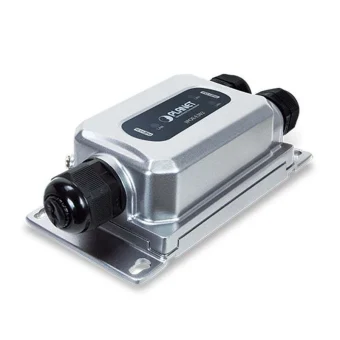 Planet Technology Industrial IP67 1-Port 802.3bt PoE++ to 2-Port 802.3at/bt PoE++ Extender IPOE-E302