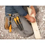 Fiskars X28 Splitting Axe X-series Blade M + Universal Knife 1075434 - Image 4