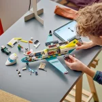 LEGO City Emergency Air Ambulance Airplane για 6+ Ετών 403τμχ 60465 - Image 5