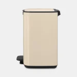 Brabantia Κάδος Απορριμμάτων από Ανοξείδωτο Ατσάλι με Πεντάλ Μπεζ 7lt 237928 - Image 4
