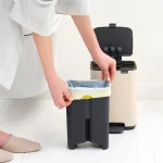 Brabantia Κάδος Απορριμμάτων Πλαστικός με Πεντάλ Μπεζ 4lt 237829 - Image 6